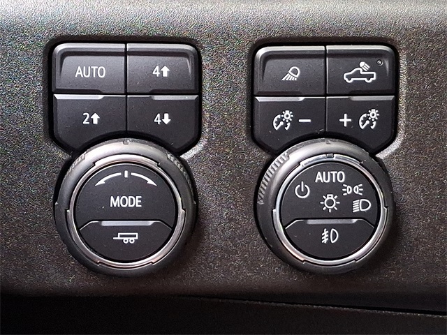 2024 Chevrolet Silverado 3500HD LTZ photo 24