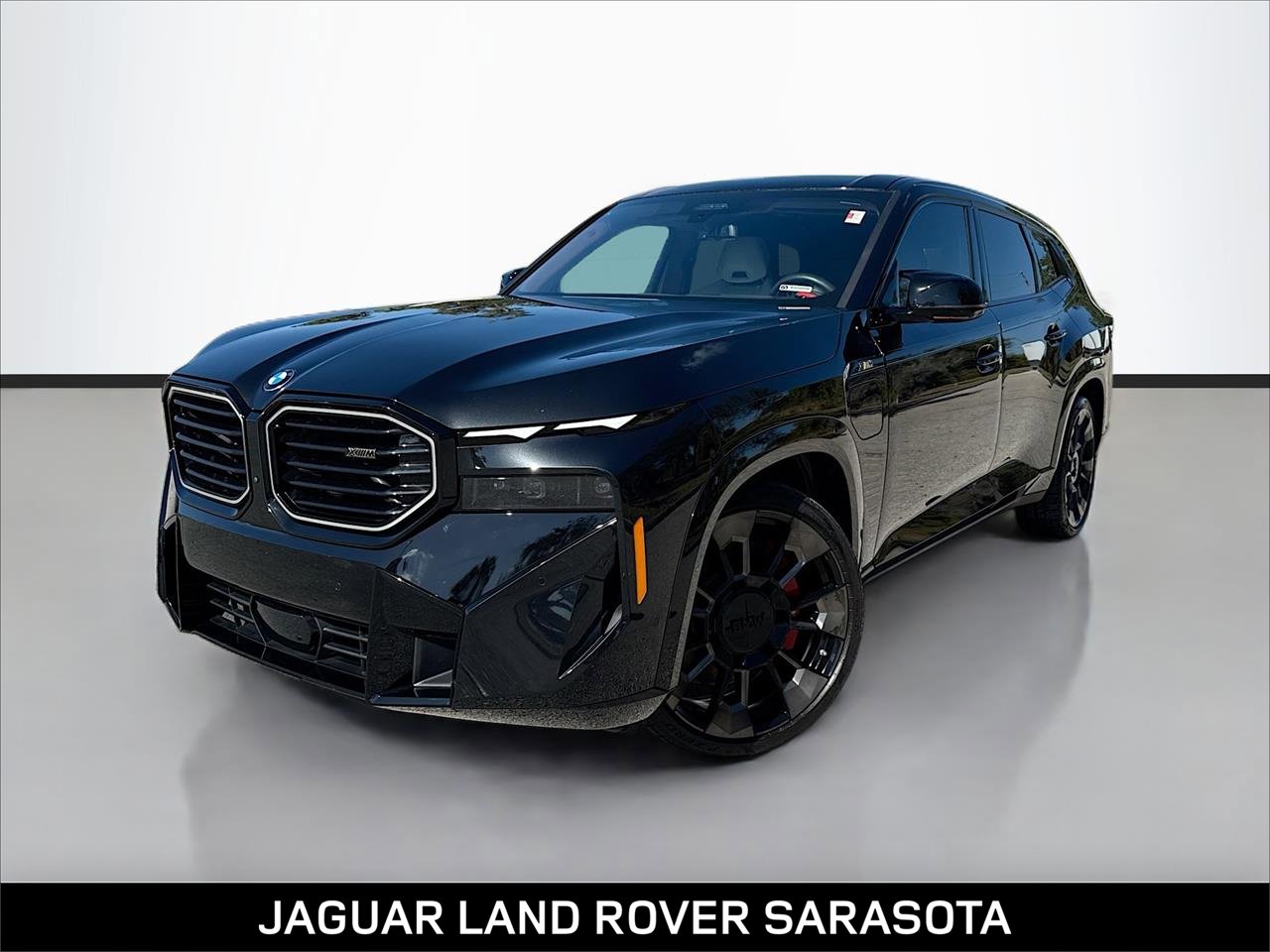 2024 BMW XM Base's photo