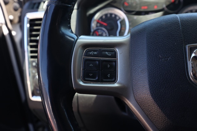 2016 Ram 2500 Laramie photo 24