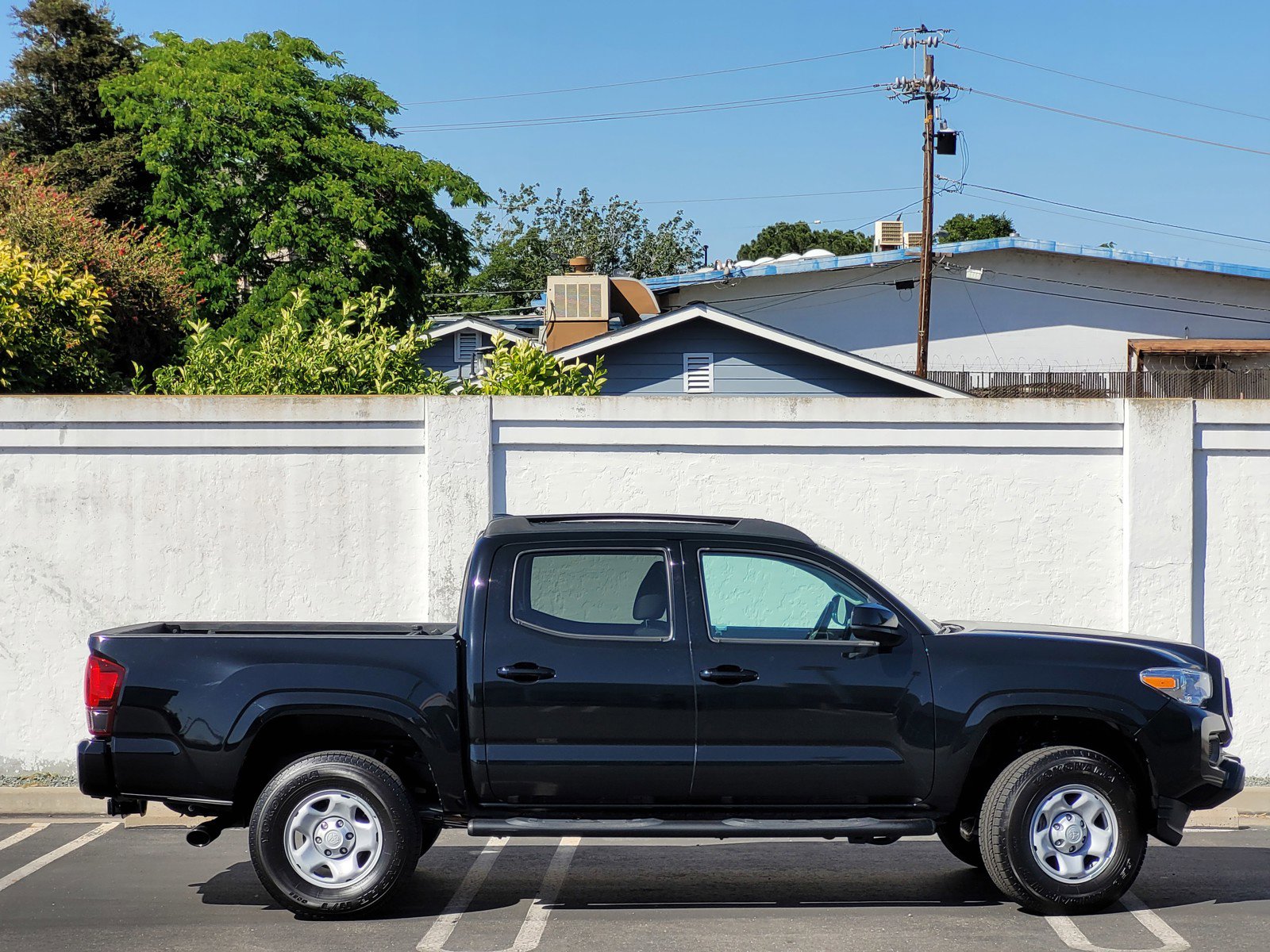 2023 Toyota Tacoma 4x4 photo 3