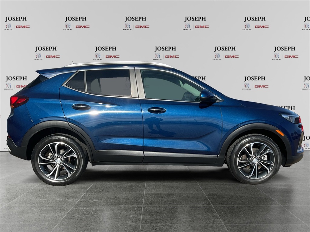 2023 Buick Encore GX Select photo 2