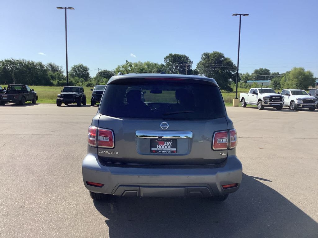 2020 Nissan Armada SL photo 4