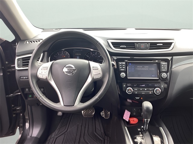 2016 Nissan Rogue SL photo 11