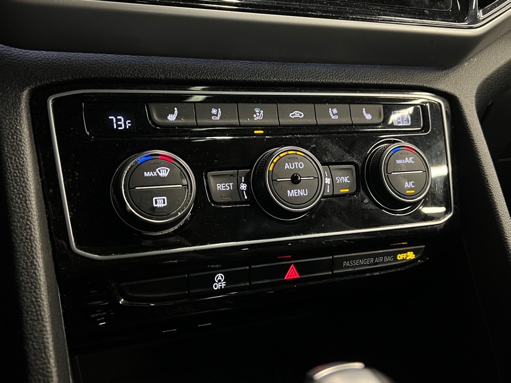 2022 Volkswagen Atlas V6 SEL Premium R-Line photo 14