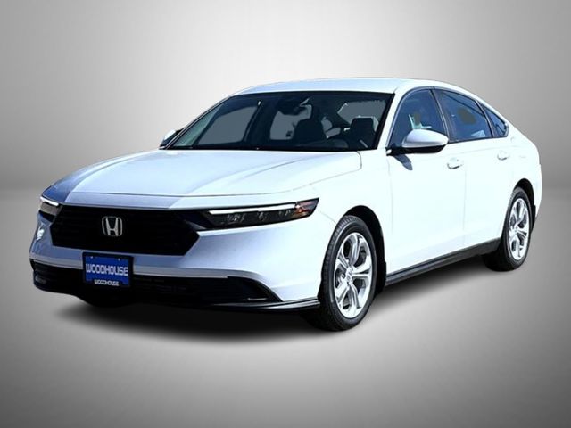 2025 Honda Accord LX's photo