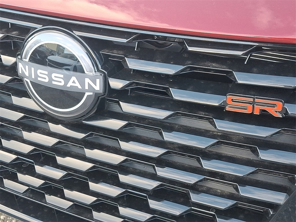 2025 Nissan Altima SR photo 4