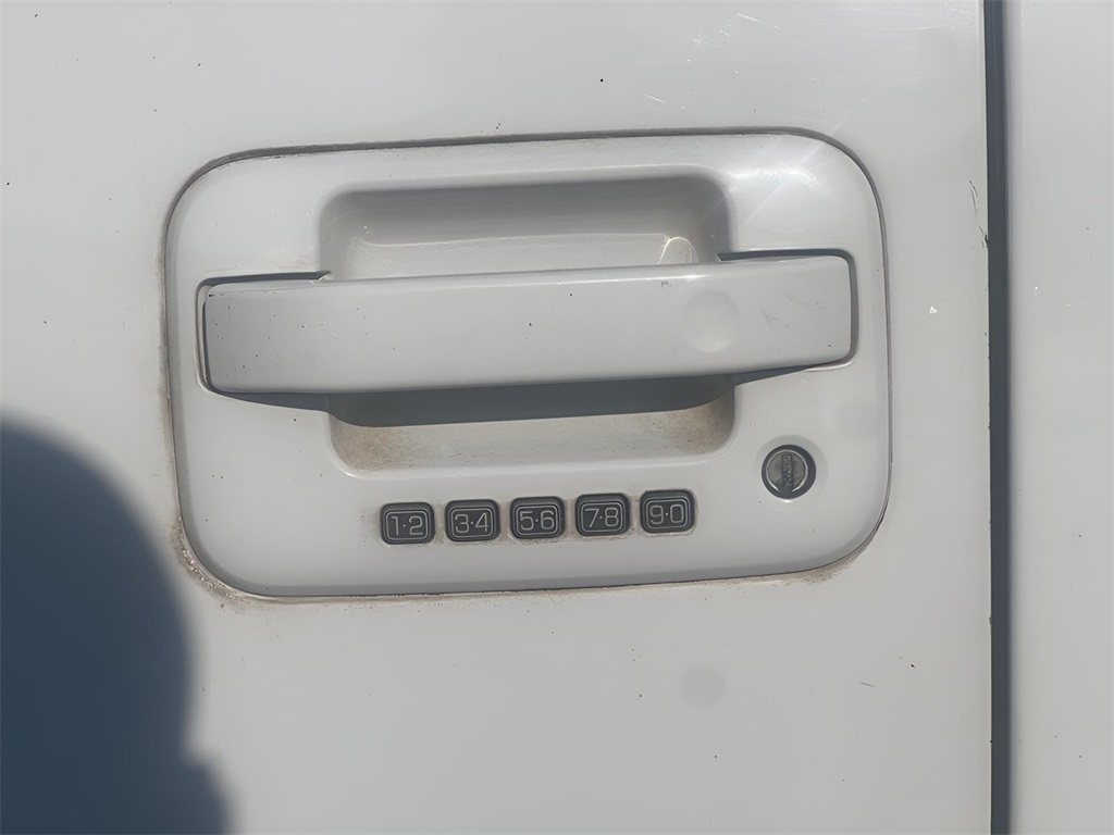 2014 Ford F-150 FX4 photo 10
