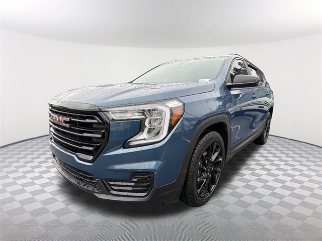 2024 GMC Terrain SLE's photo