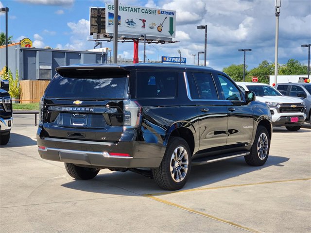 2026 Chevrolet Suburban LT photo 2