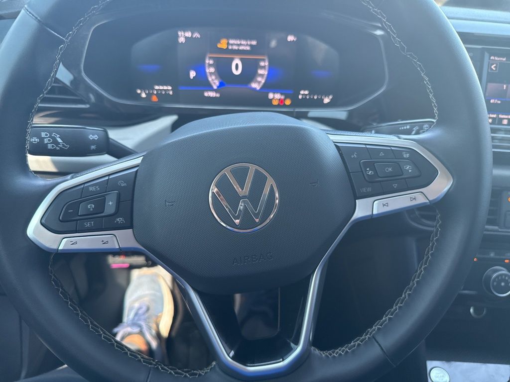 2024 Volkswagen Taos S photo 8
