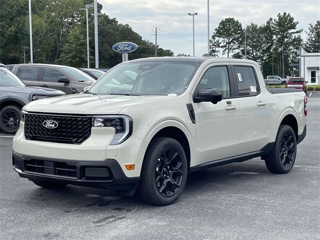 2025 Ford Maverick Lariat photo 2