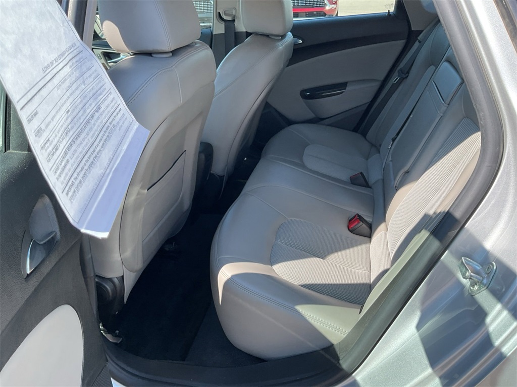 2014 Buick Verano Base photo 16