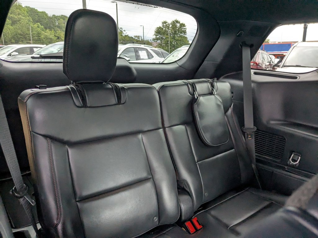 2025 Ford Explorer ST photo 24