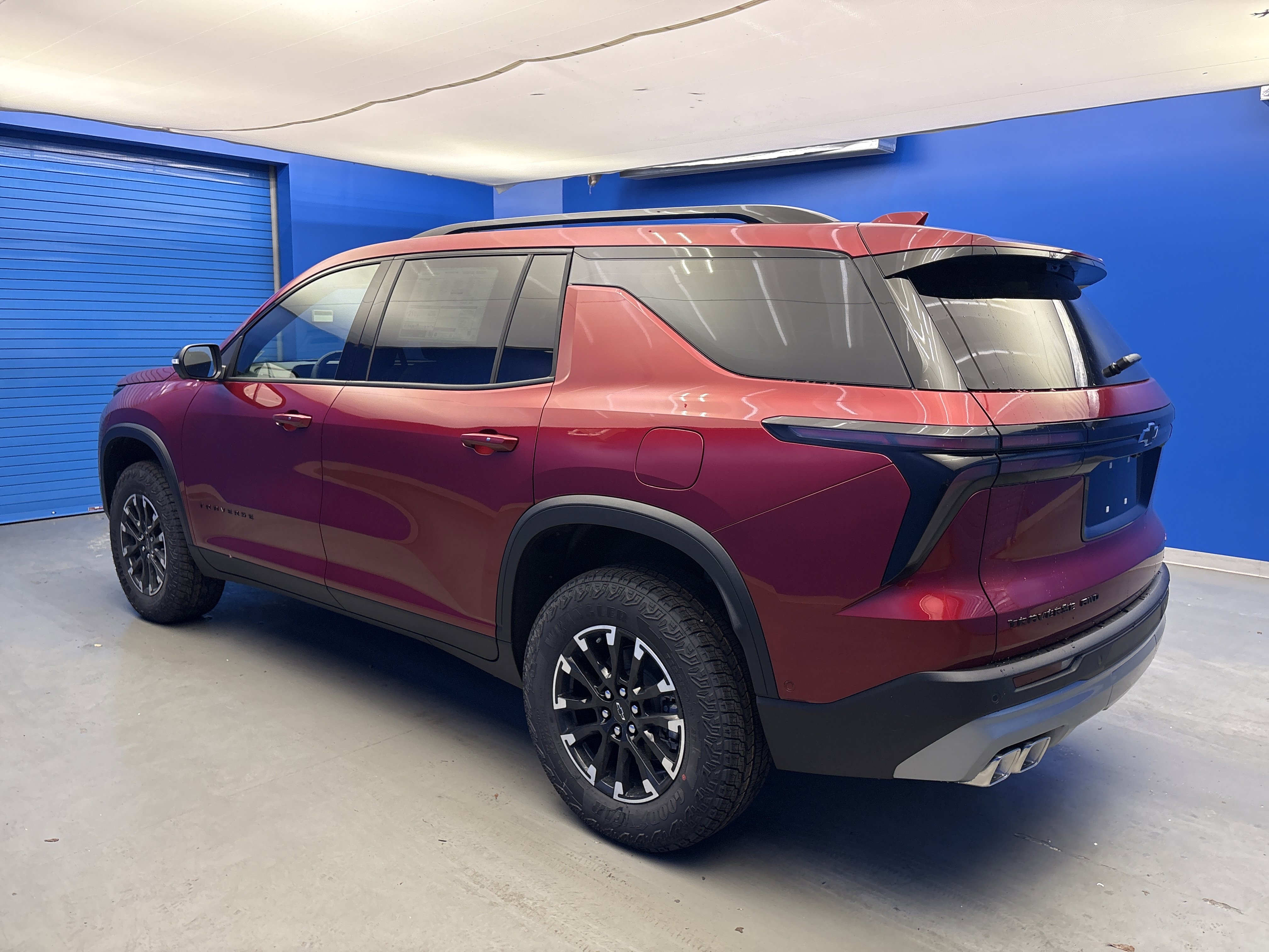 2026 Chevrolet Traverse Z71 photo 3