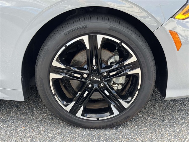 2024 Kia K5 GT-Line photo 10