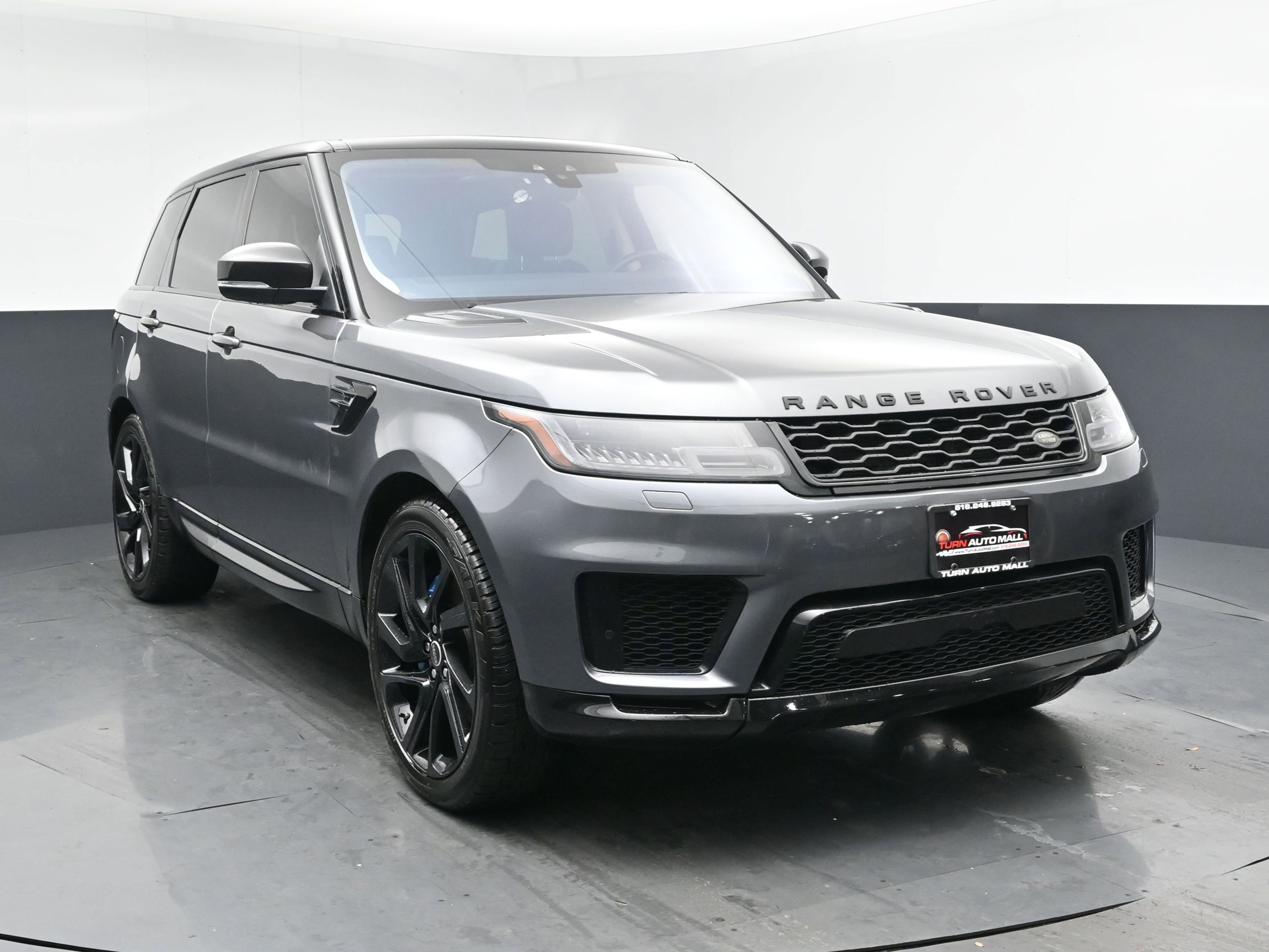 2018 Land Rover Range Rover Sport SuperCharged SE photo 2