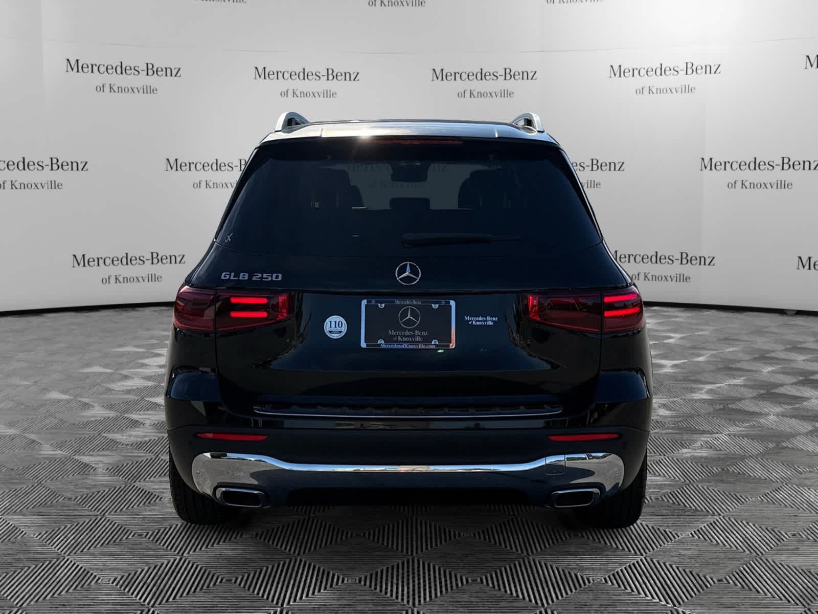 2024 Mercedes Benz GLB 250 photo 4