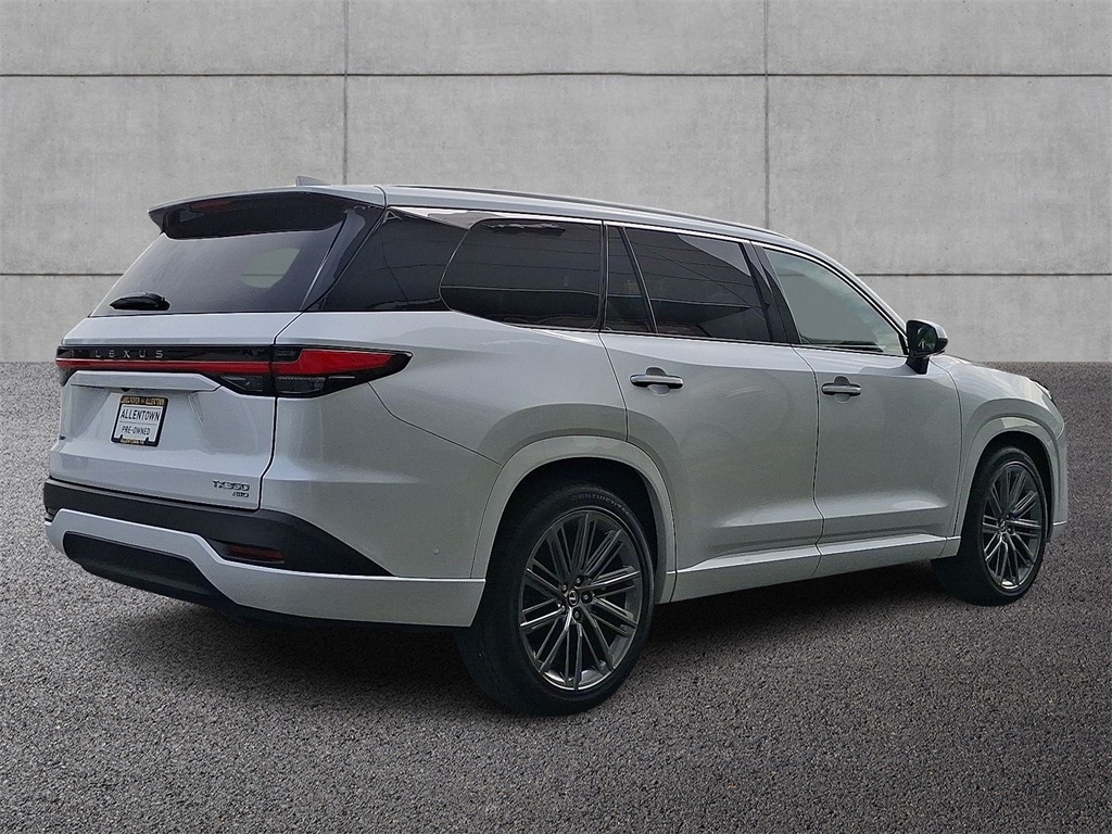 2025 Lexus TX photo 2