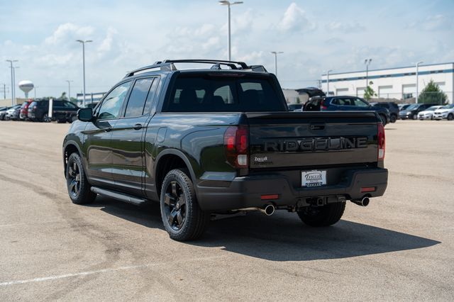 2025 Honda Ridgeline Black Edition photo 5
