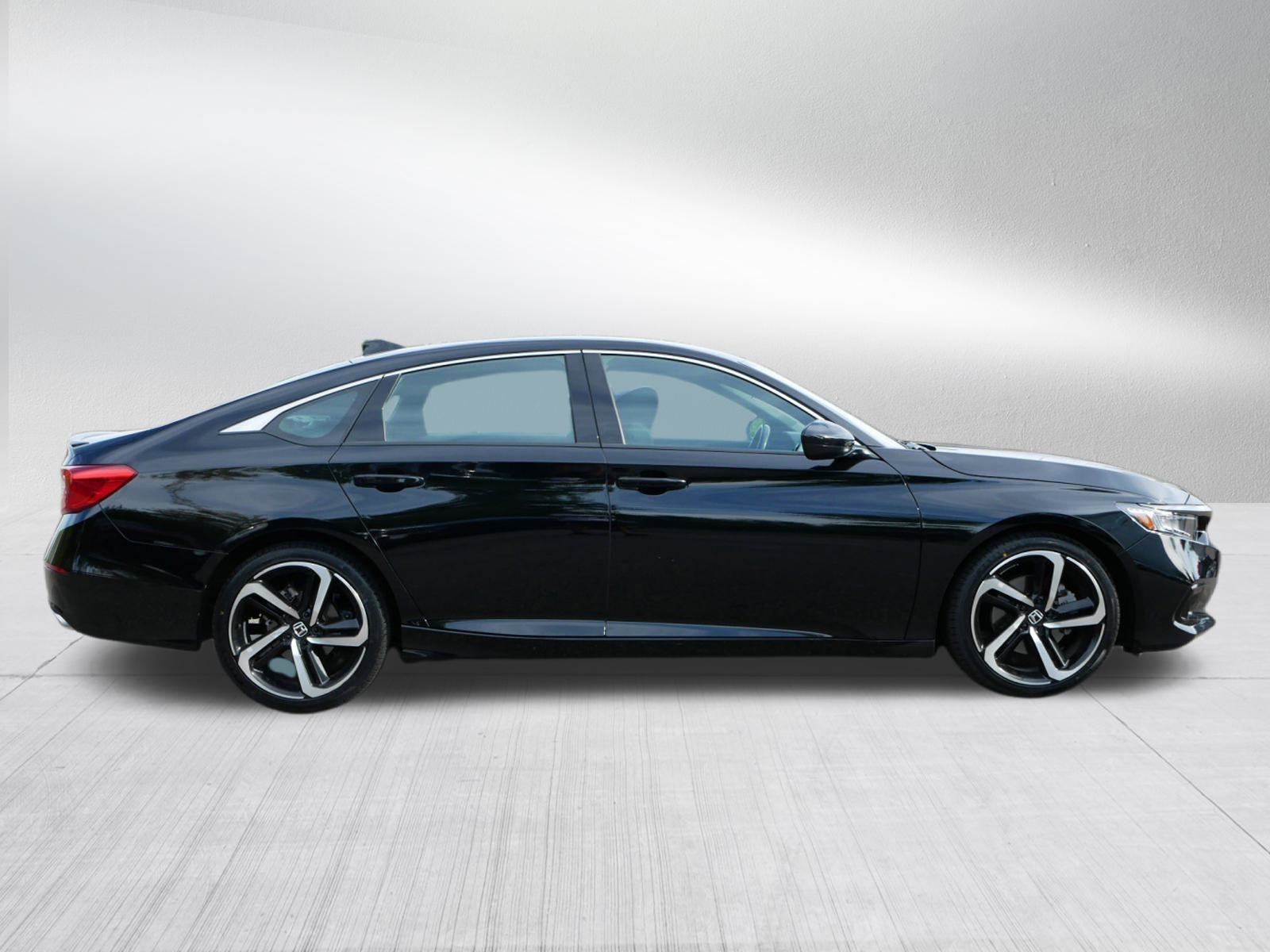 2022 Honda Accord Sport photo 8