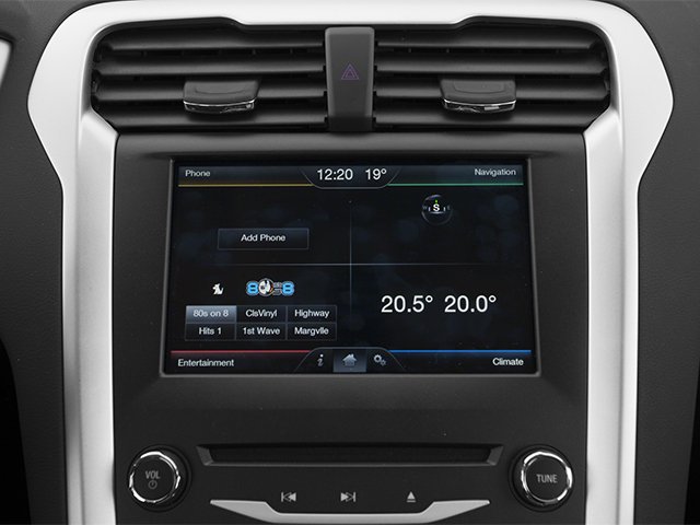 2014 Ford Fusion SE photo 4