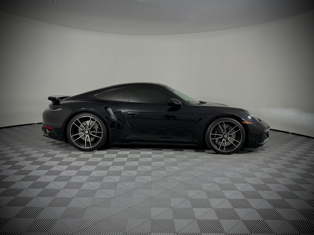 2021 Porsche 911 Turbo photo 11