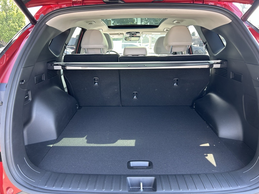 2025 Hyundai Tucson Hybrid Limited photo 28