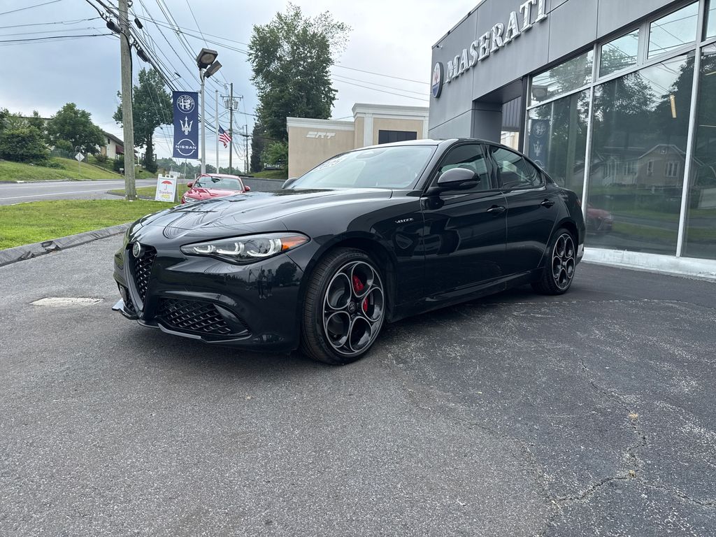 2025 Alfa Romeo Giulia