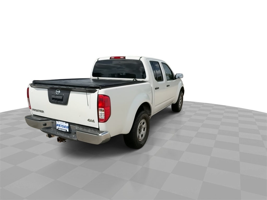 2014 Nissan Frontier S photo 8