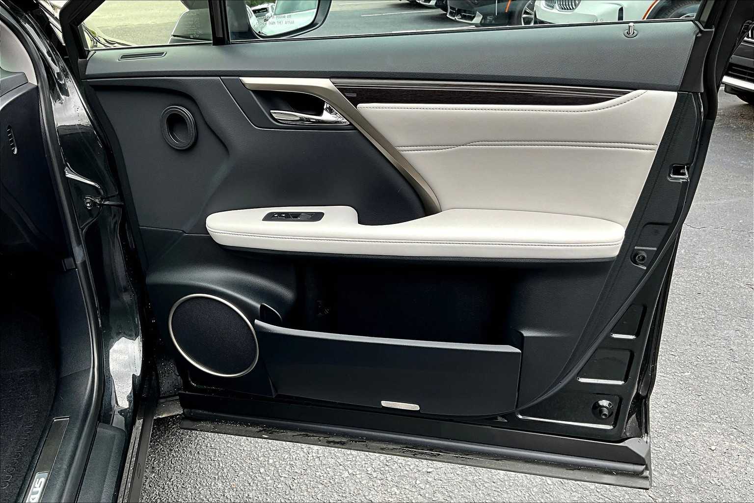 2021 Lexus RX Luxury AWD photo 21