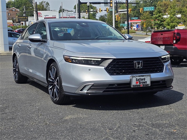 2025 Honda Accord Hybrid Touring's photo
