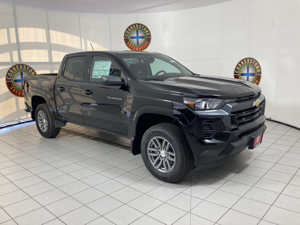 2026 Chevrolet Colorado LT photo 12