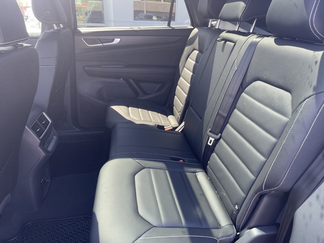 2026 Volkswagen Atlas Cross Sport SEL R-Line photo 14