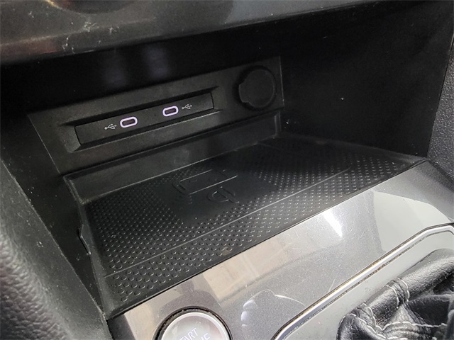 2021 Volkswagen Tiguan SE photo 32