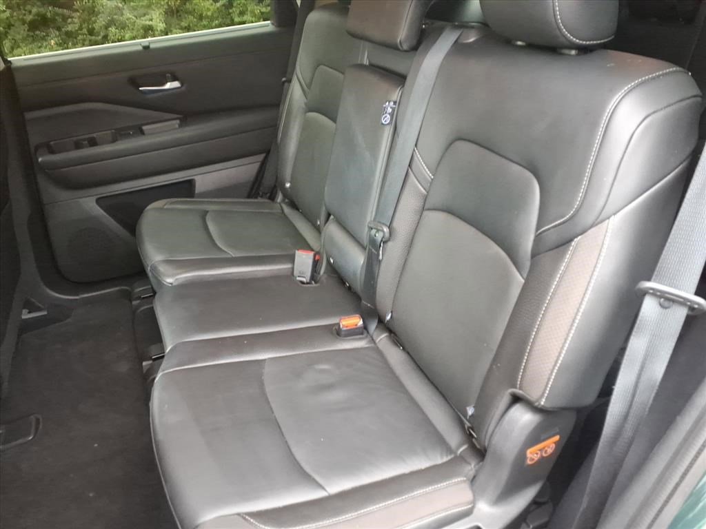 2022 Nissan Pathfinder SL photo 5
