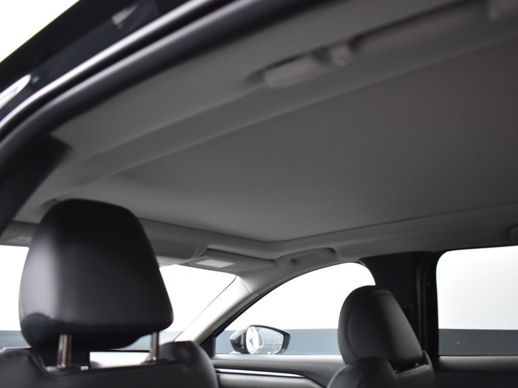 2025 Mazda CX-50 Premium photo 21
