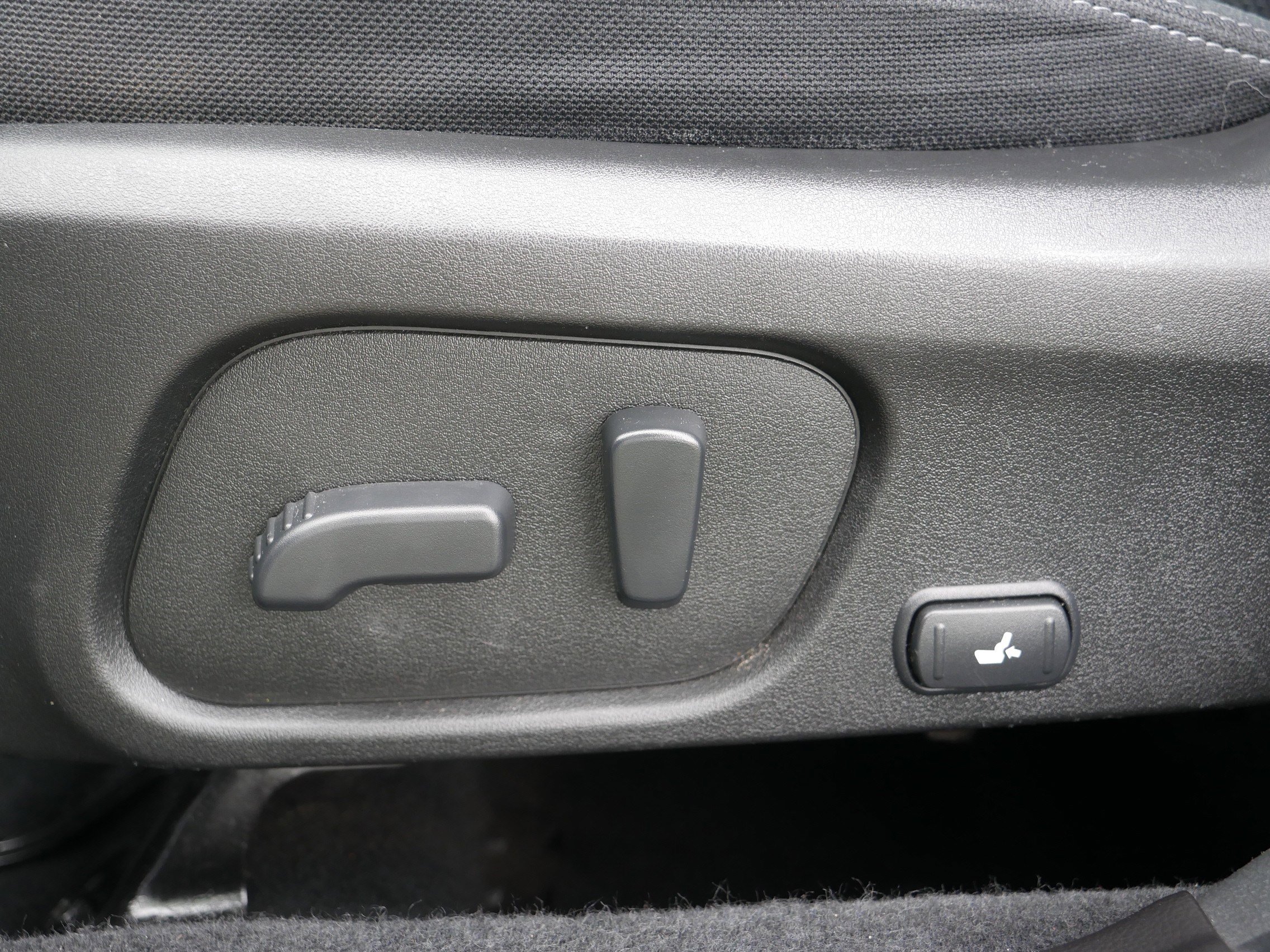 2014 Subaru Forester 2.5i Premium photo 20