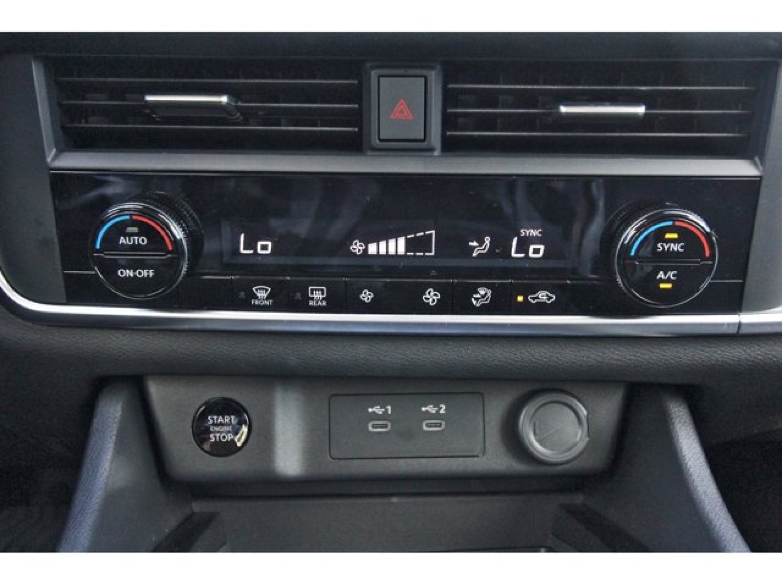 2025 Nissan Rogue SV Silver at Robbins Nissan