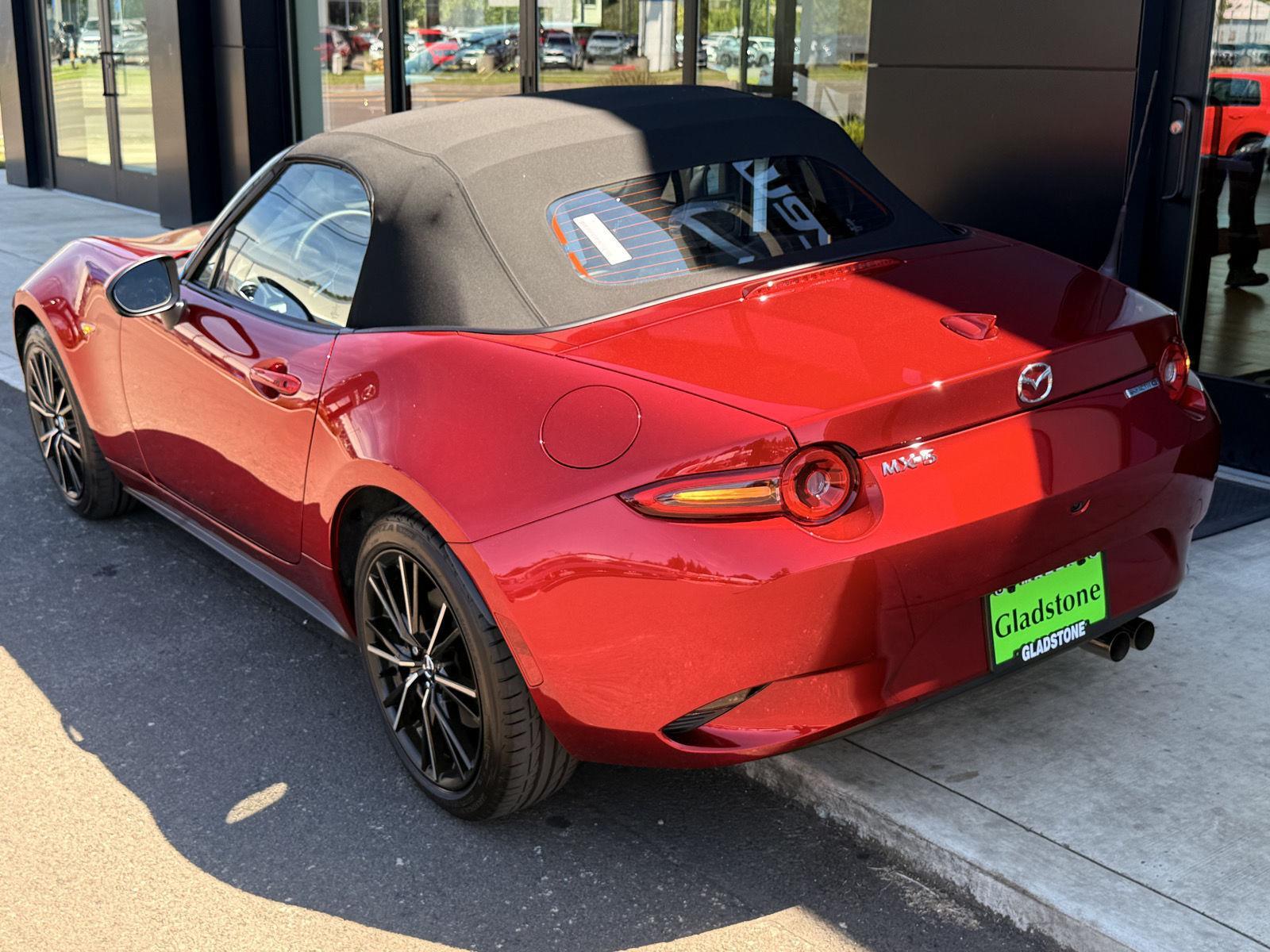 2025 Mazda MX-5 Miata Miata Grand Touring photo 4
