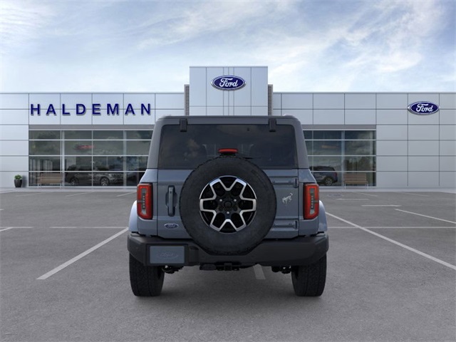 2025 Ford Bronco Outer Banks photo 4