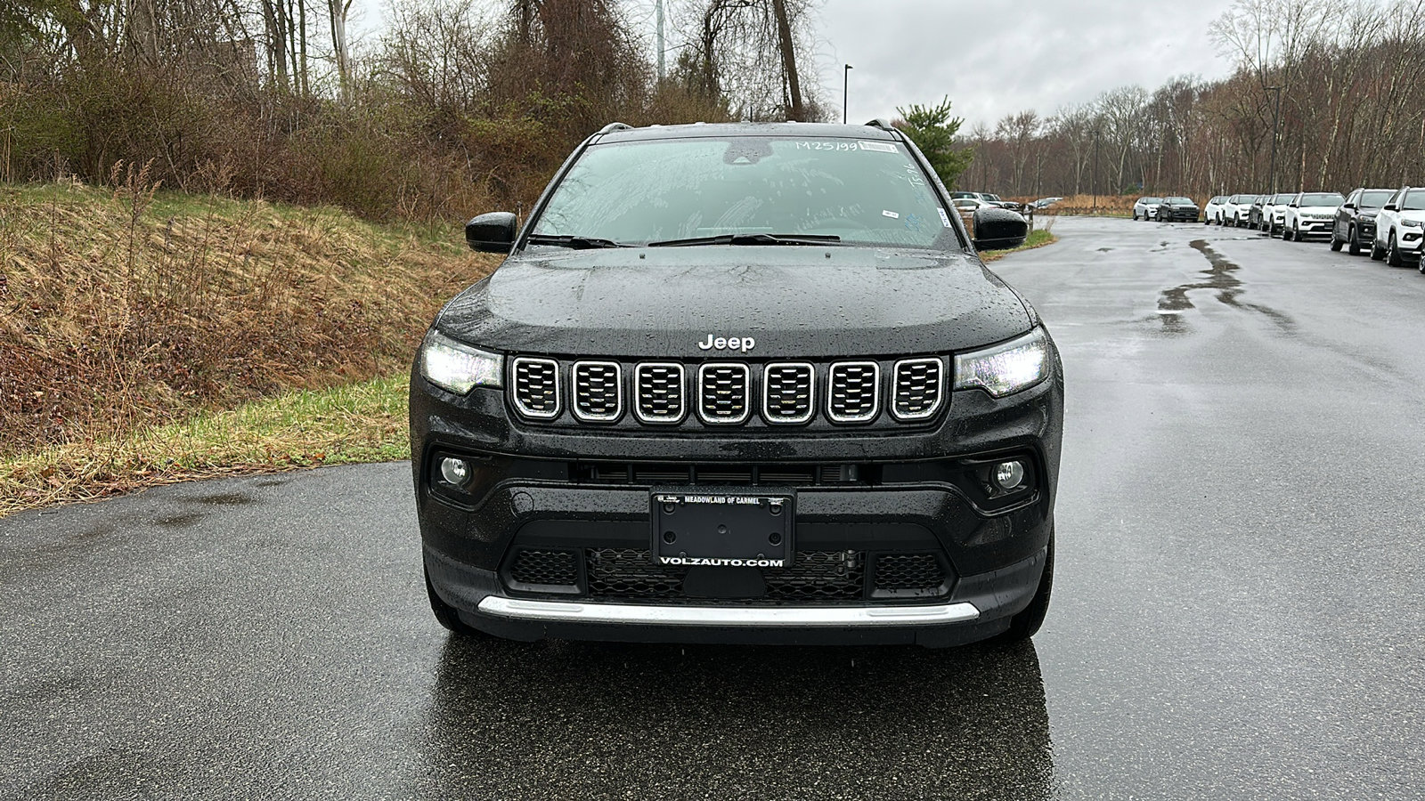 2025 Jeep Compass Limited photo 3