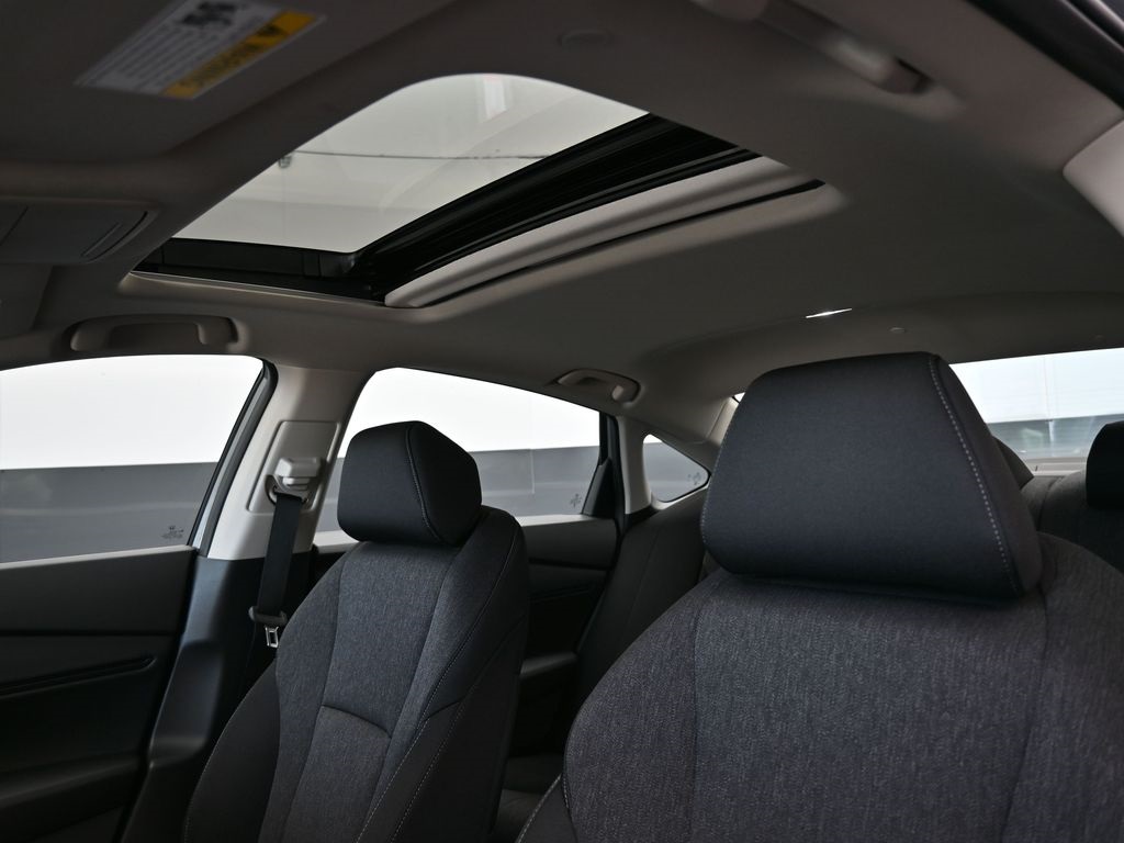 2025 Honda Accord 1.5T SE photo 14