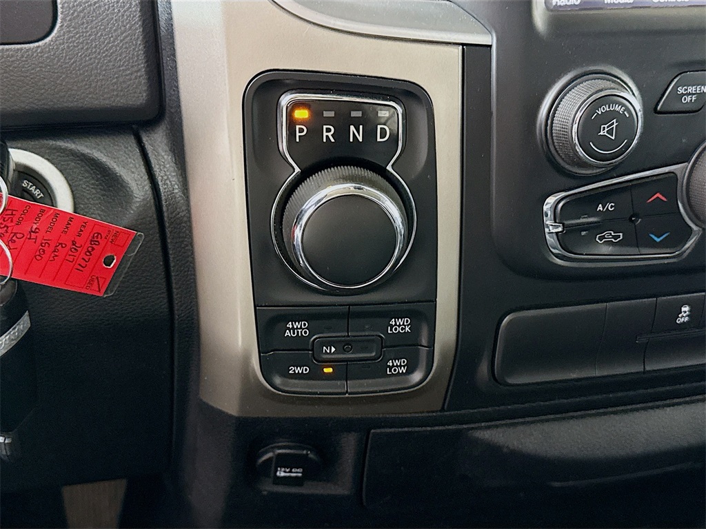 2017 Ram 1500 Big Horn photo 17