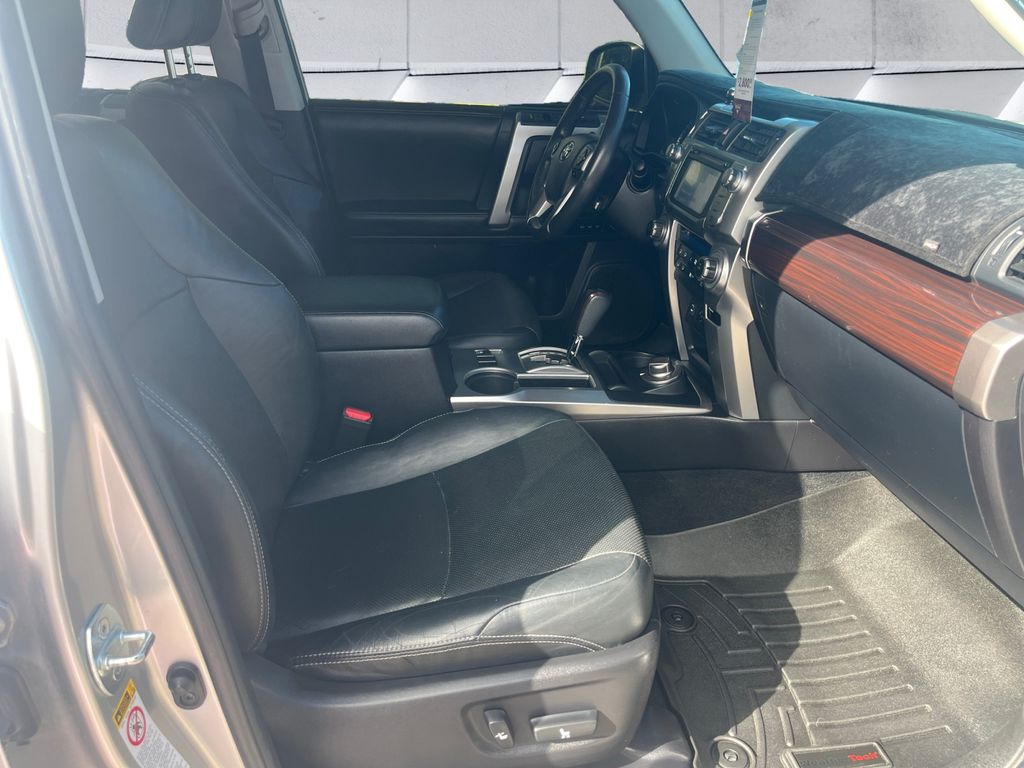 2015 Toyota 4Runner Limited photo 13
