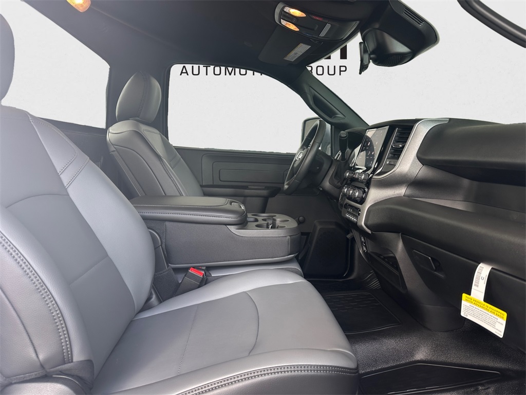 2025 Ram 5500 Tradesman photo 22