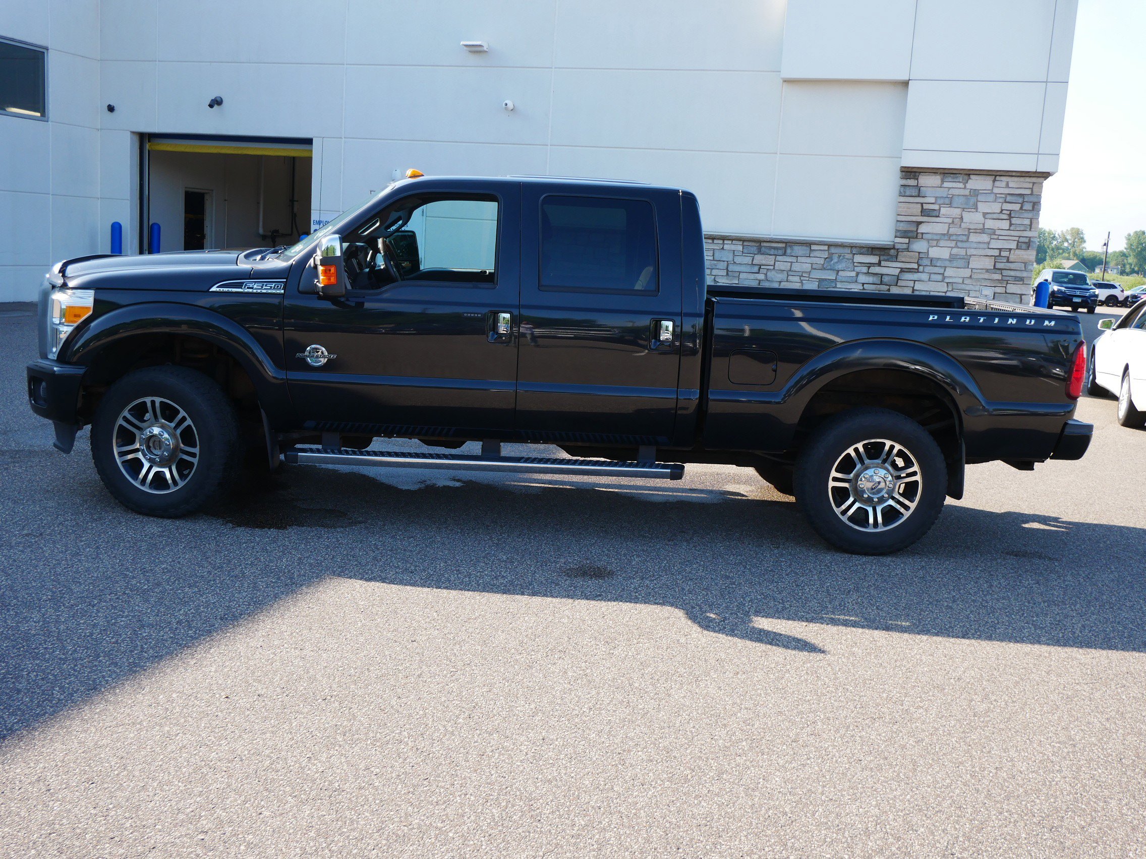 Used 2015 Ford F-350 Super Duty Lariat with VIN 1FT8W3BT5FED00977 for sale in Coon Rapids, Minnesota