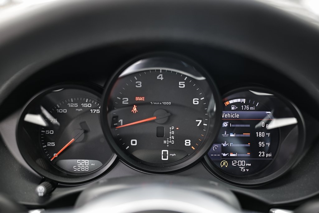 2025 Porsche Cayman Base photo 23