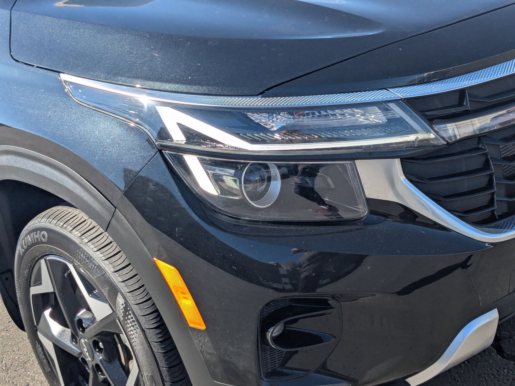 2024 Kia Seltos EX photo 9