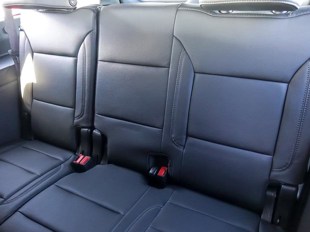 2026 CHEVROLET SUBURBAN - Image 12