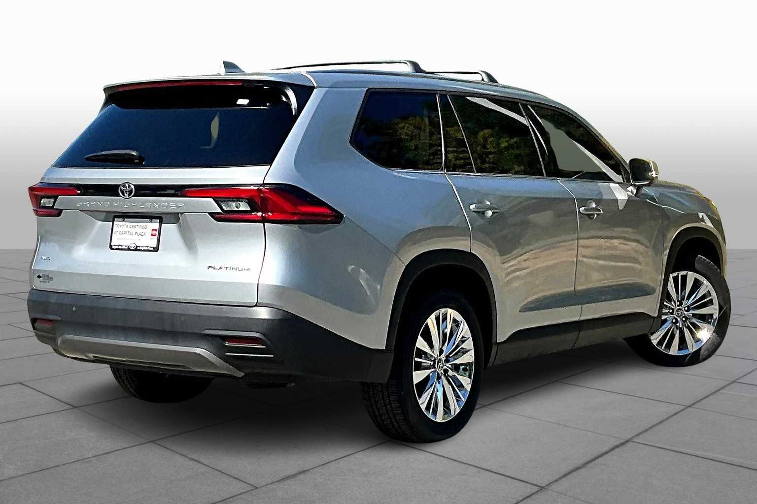2024 Toyota Grand Highlander Platinum AWD photo 11